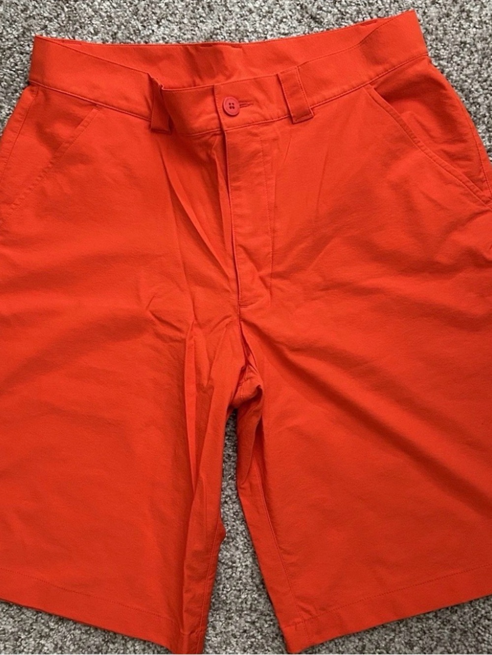 Under Armour Men's HeatGear Performance Loose Fit Flat Front Golf Shorts Sz 32